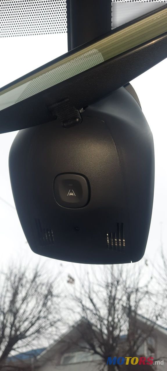 2013' Renault Scenic photo #3