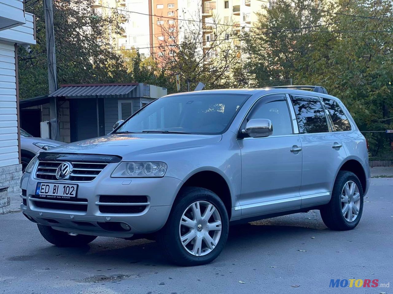2006' Volkswagen Touareg photo #3