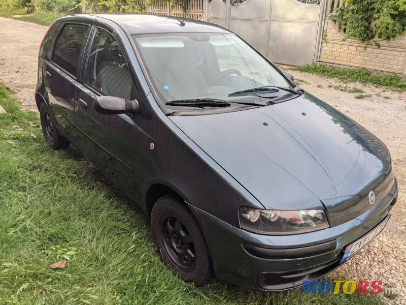 2002' Fiat Punto photo #5