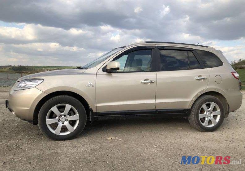 2007' Hyundai Santa Fe photo #1