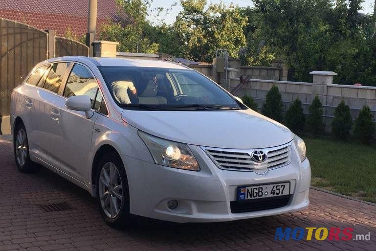 2010' Toyota Avensis photo #1