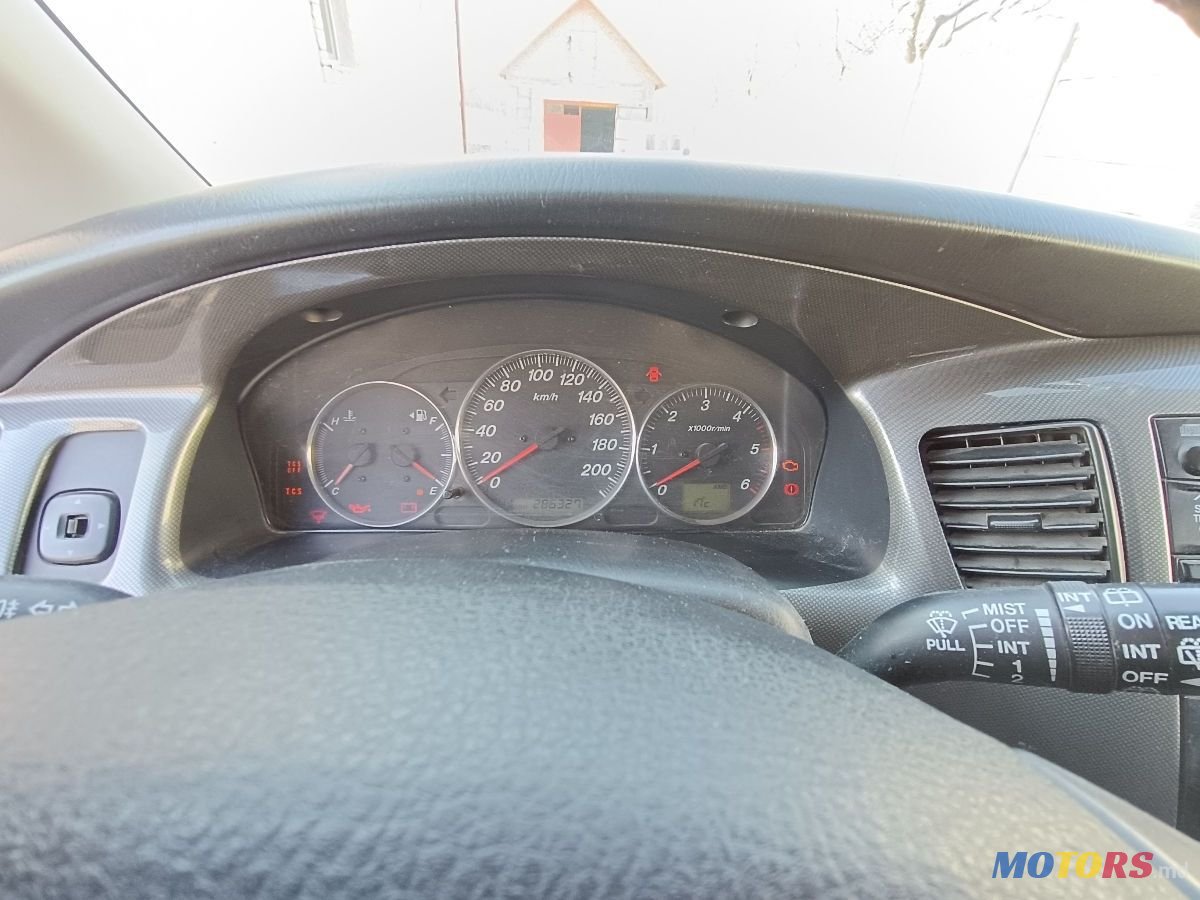 2005' Mazda MPV photo #6