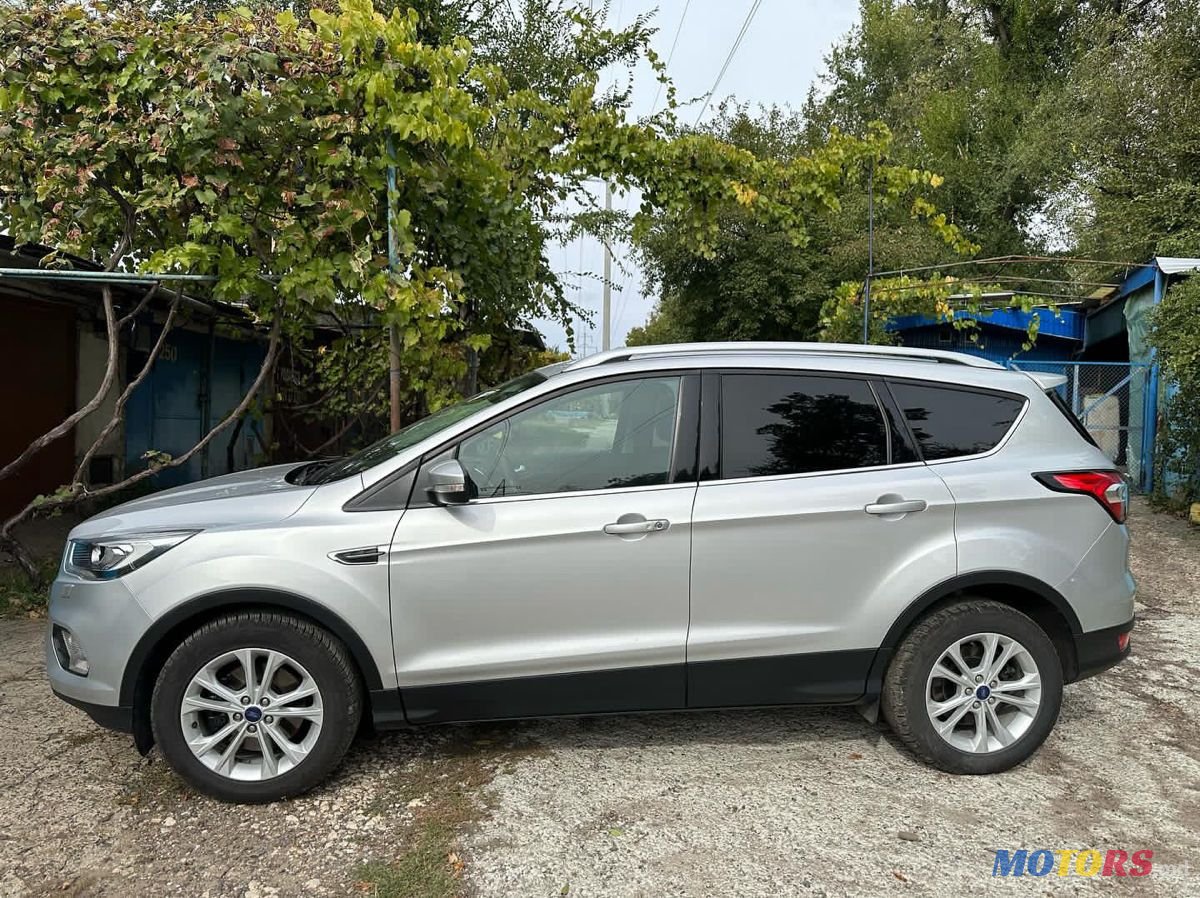 2017' Ford Kuga photo #6