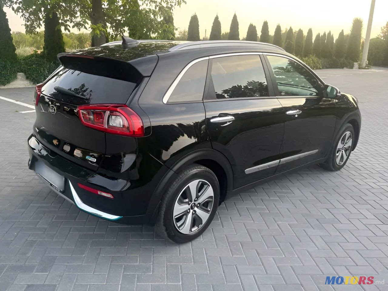 2017' Kia Niro photo #3