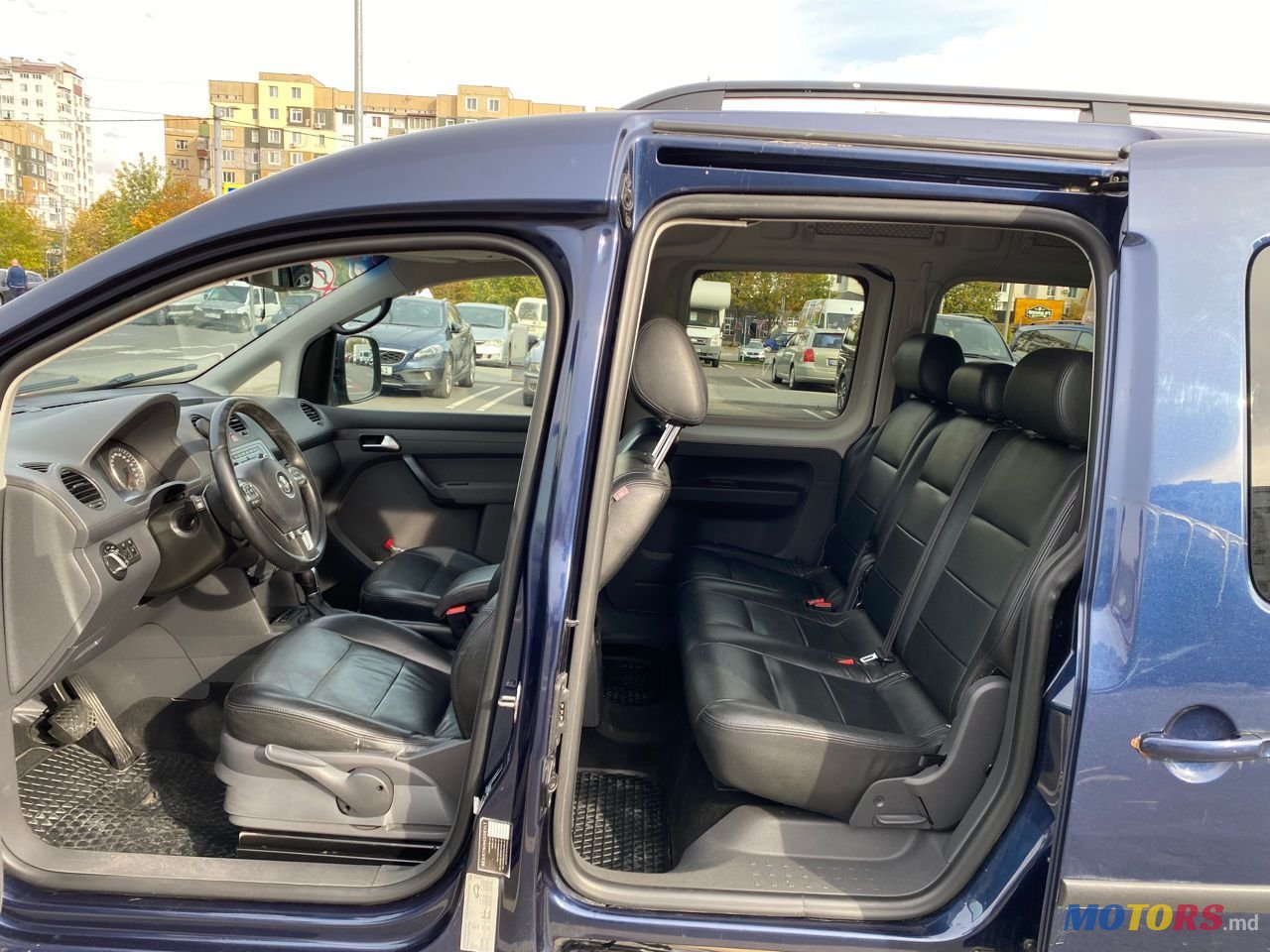 2012' Volkswagen Caddy photo #4