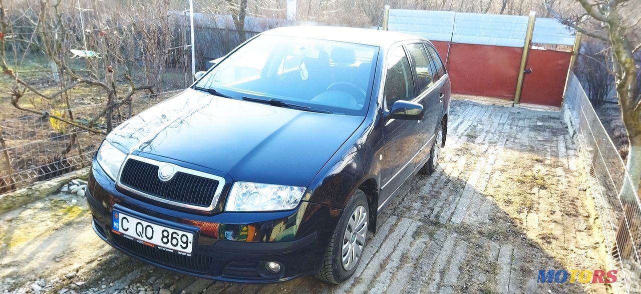 2006' Skoda Fabia photo #2