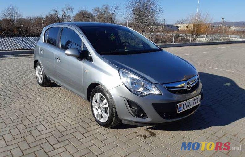 2013' Opel Corsa photo #1