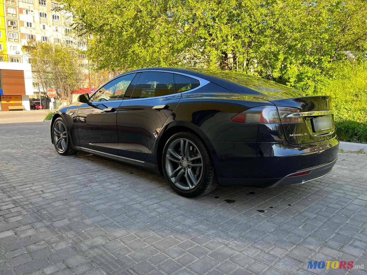 2015' Tesla Model S photo #5