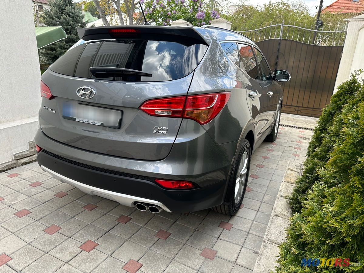 2014' Hyundai Santa Fe photo #4
