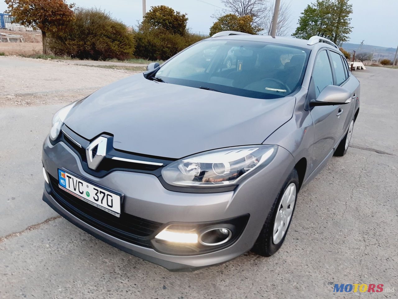 2014' Renault Megane photo #2
