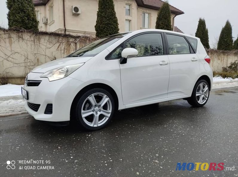 2011' Toyota Verso-S photo #4