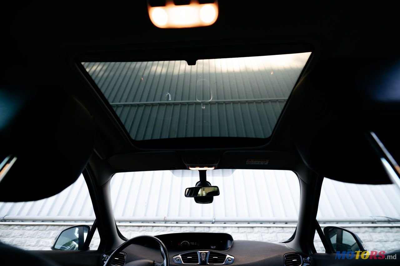 2016' Renault Grand Scenic photo #6