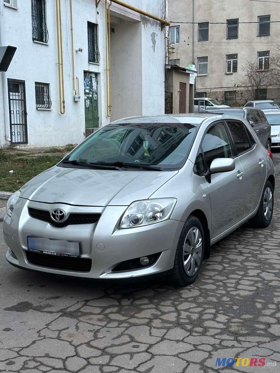 2008' Toyota Auris photo #1