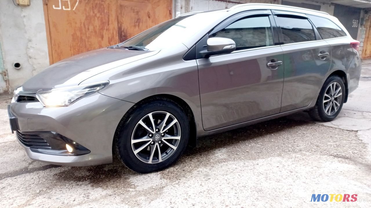 2017' Toyota Auris photo #1