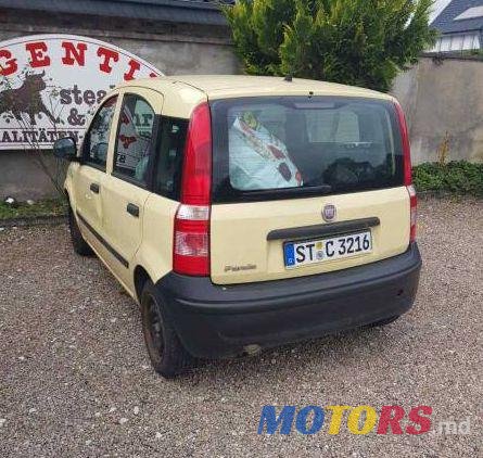 2010' Fiat Panda photo #3
