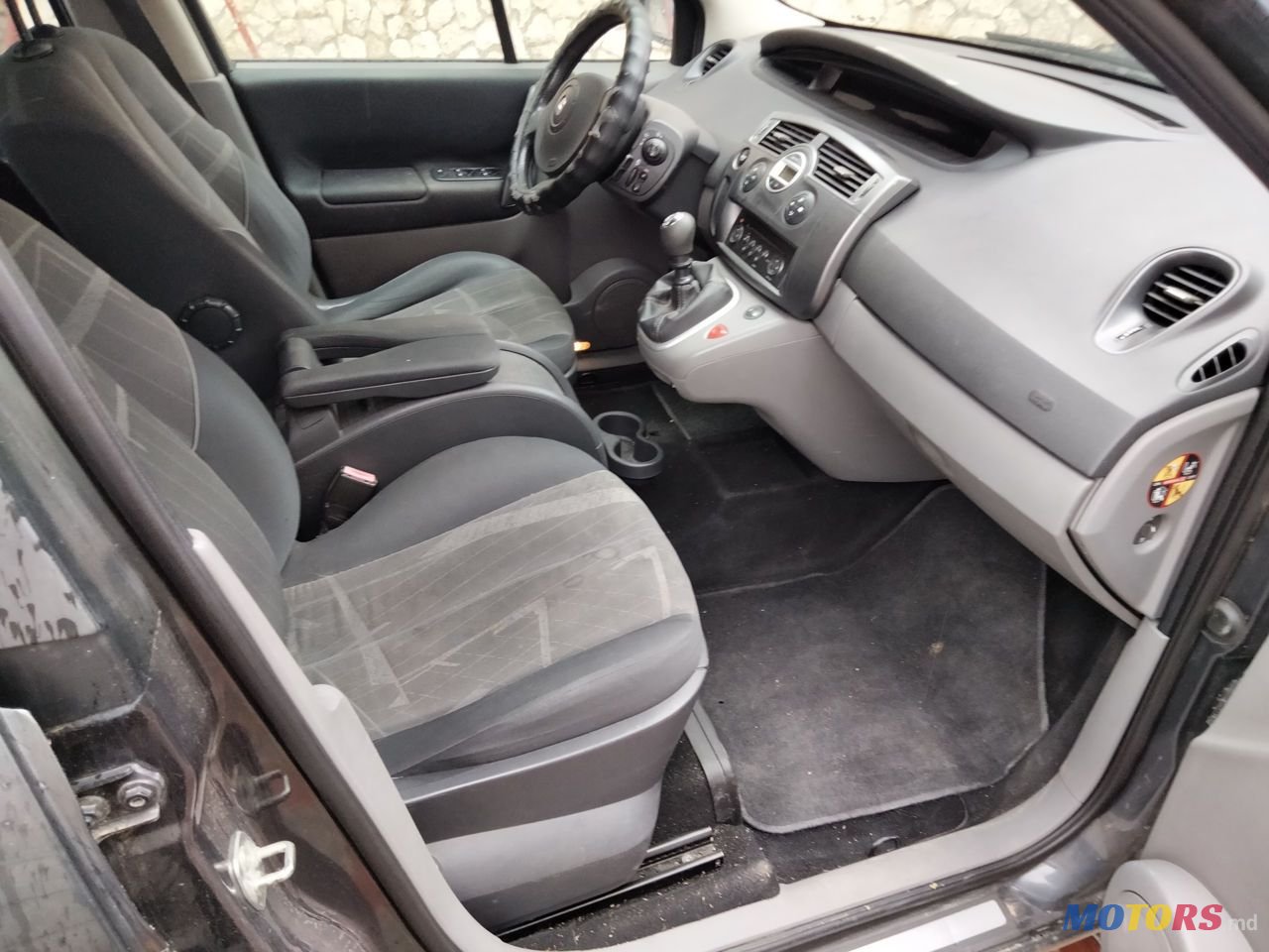 2005' Renault Grand Scenic photo #5