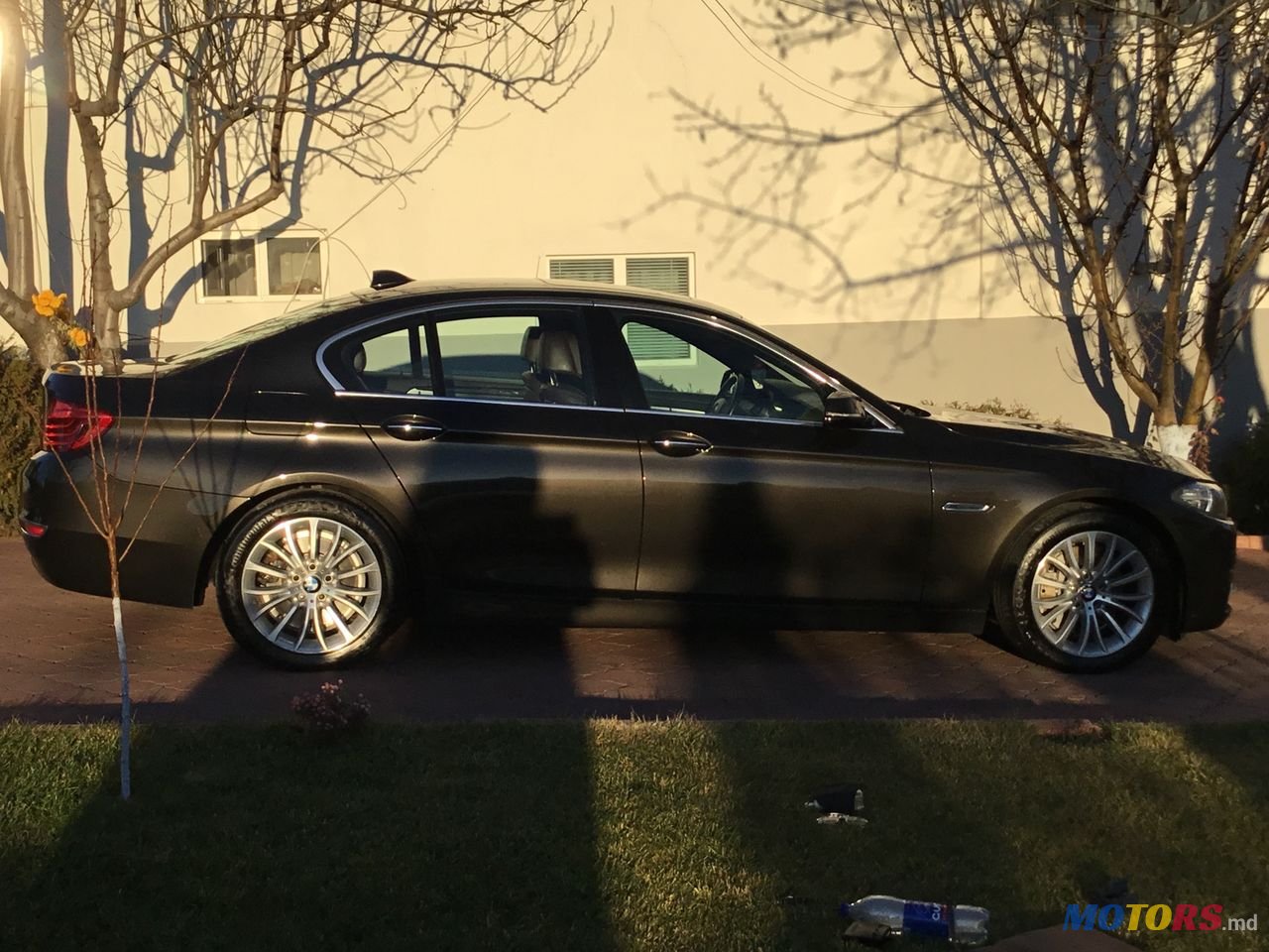 2015' BMW 5 Series photo #1
