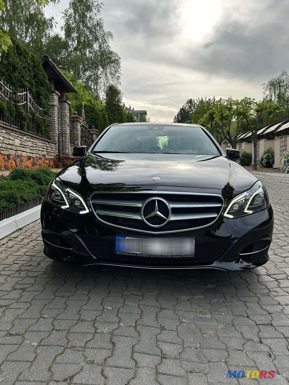 2014' Mercedes-Benz E Класс photo #3