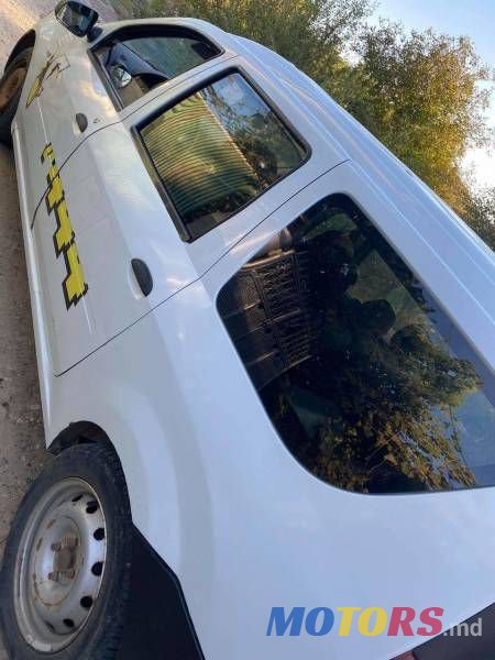 2009' Dacia Logan Mcv photo #3