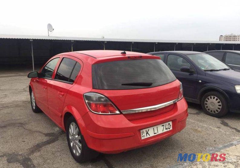 2008' Opel Astra photo #2