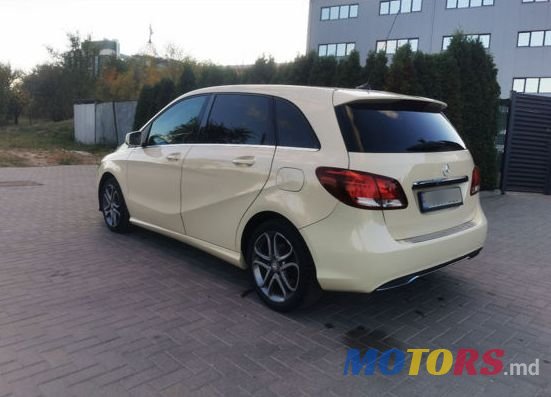 2014' Mercedes-Benz B-Class photo #2