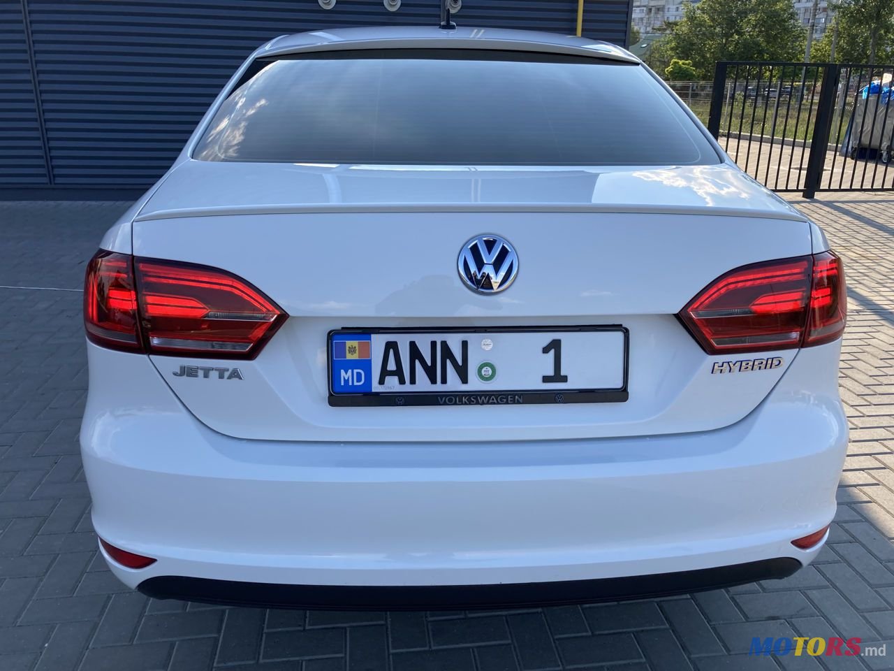 2013' Volkswagen Jetta photo #2