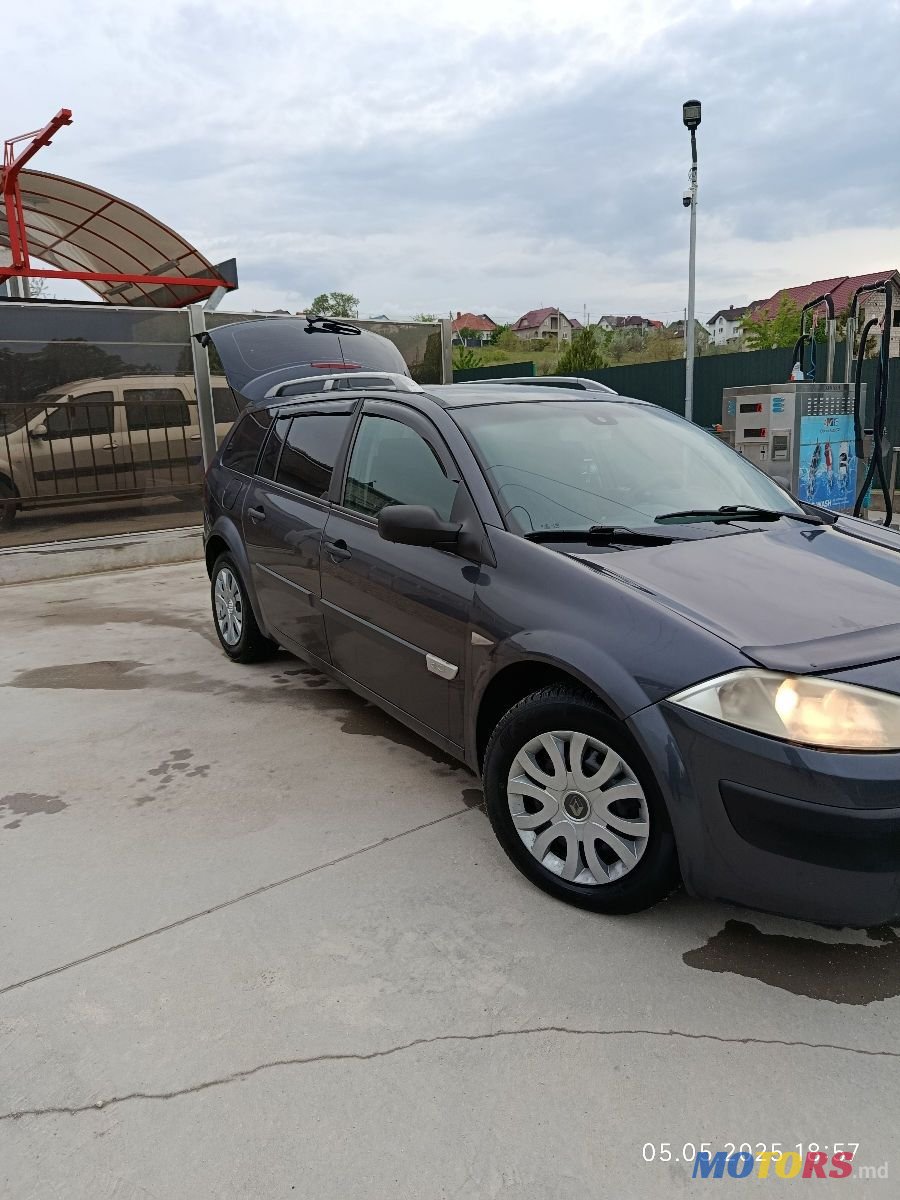 2005' Renault Megane photo #5