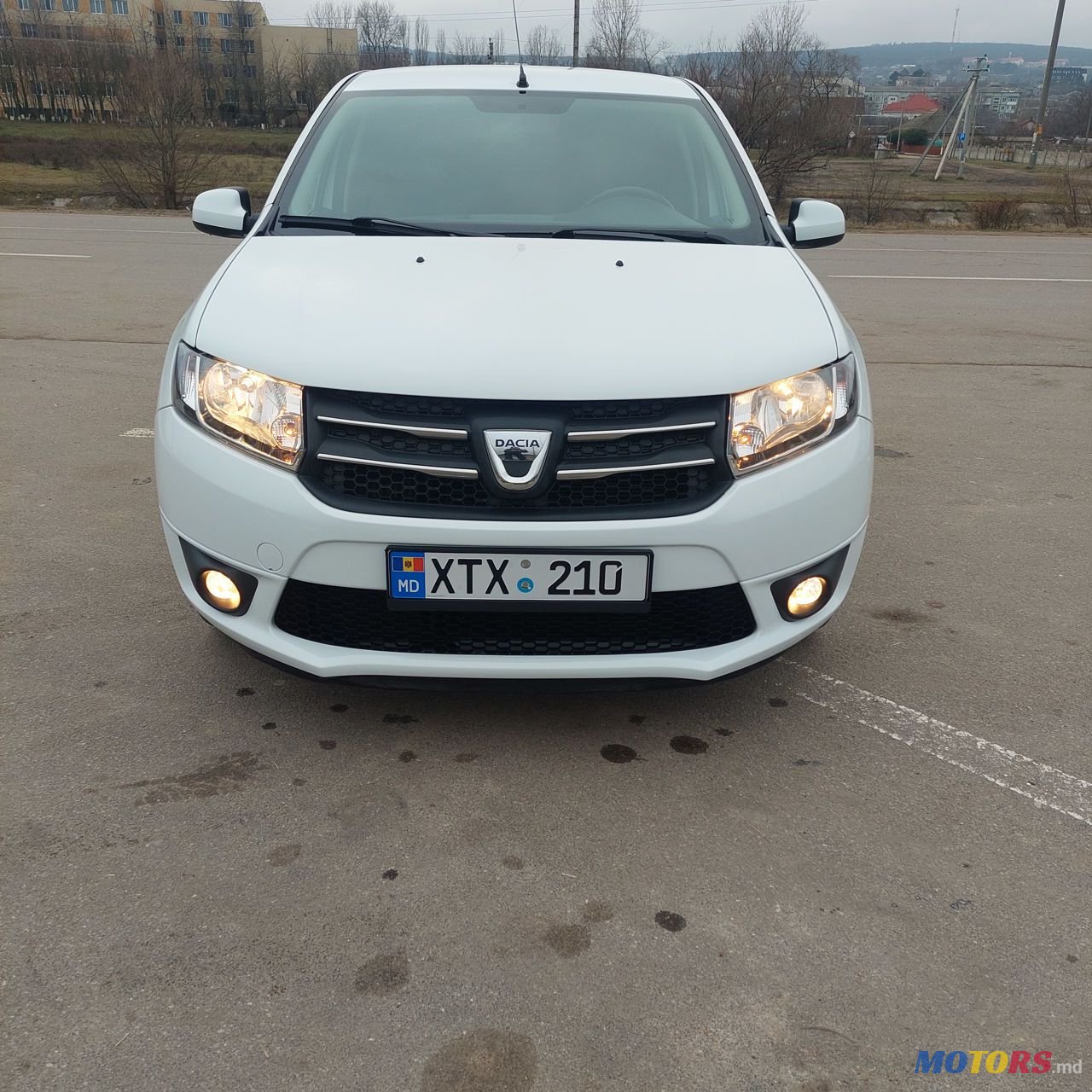 2013' Dacia Sandero photo #1
