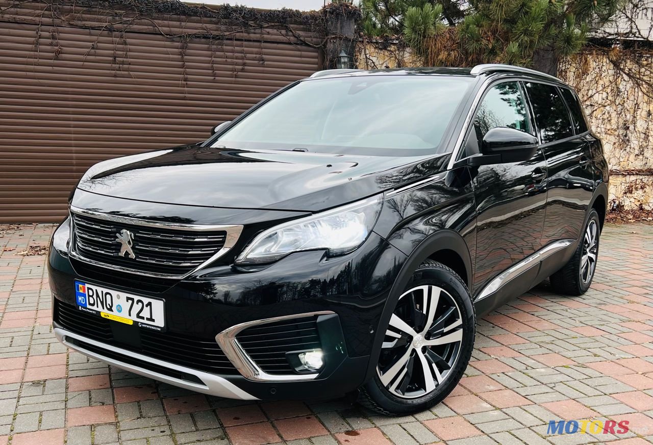 2019' Peugeot 5008 photo #1