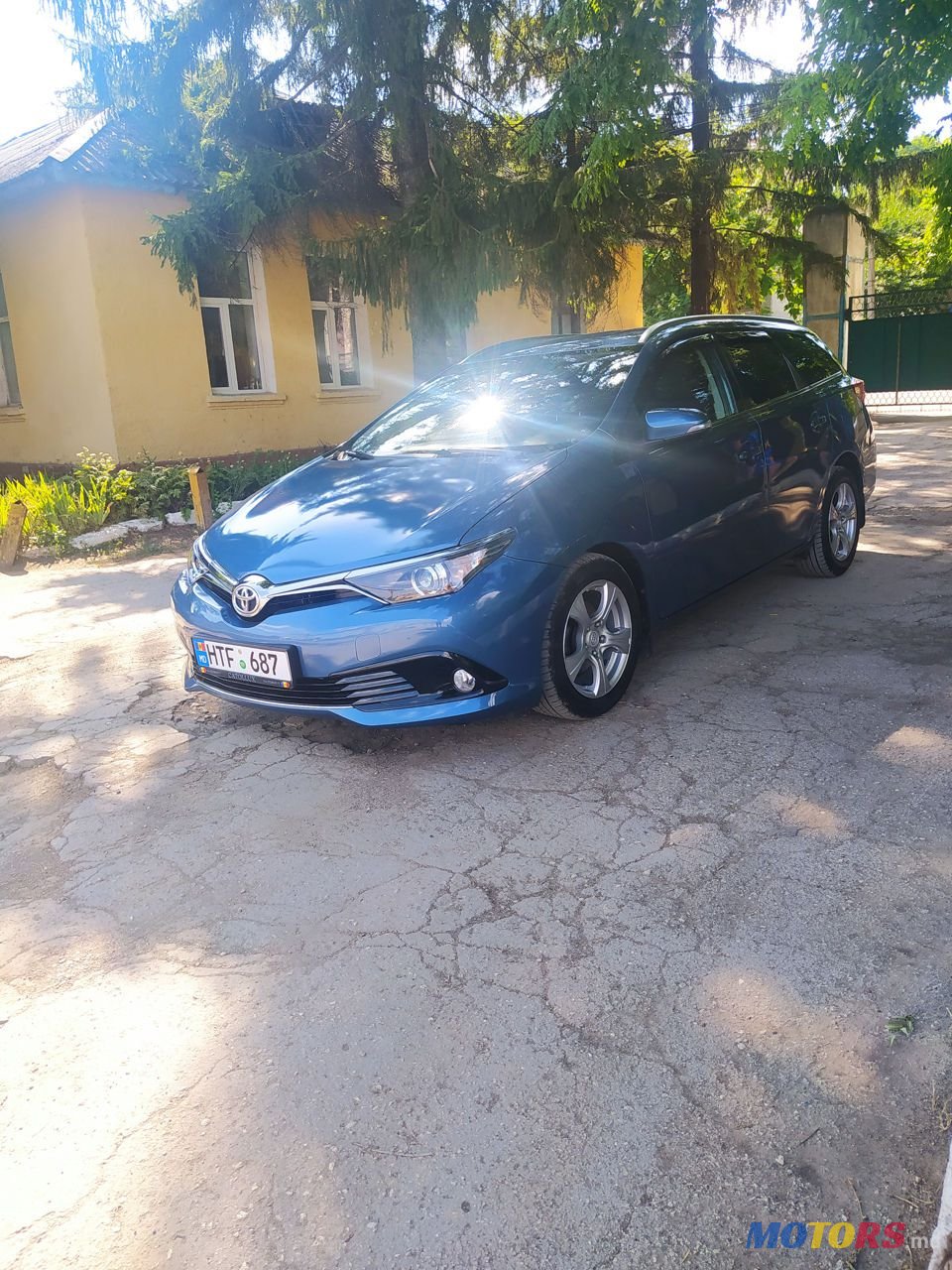 2016' Toyota Auris photo #2