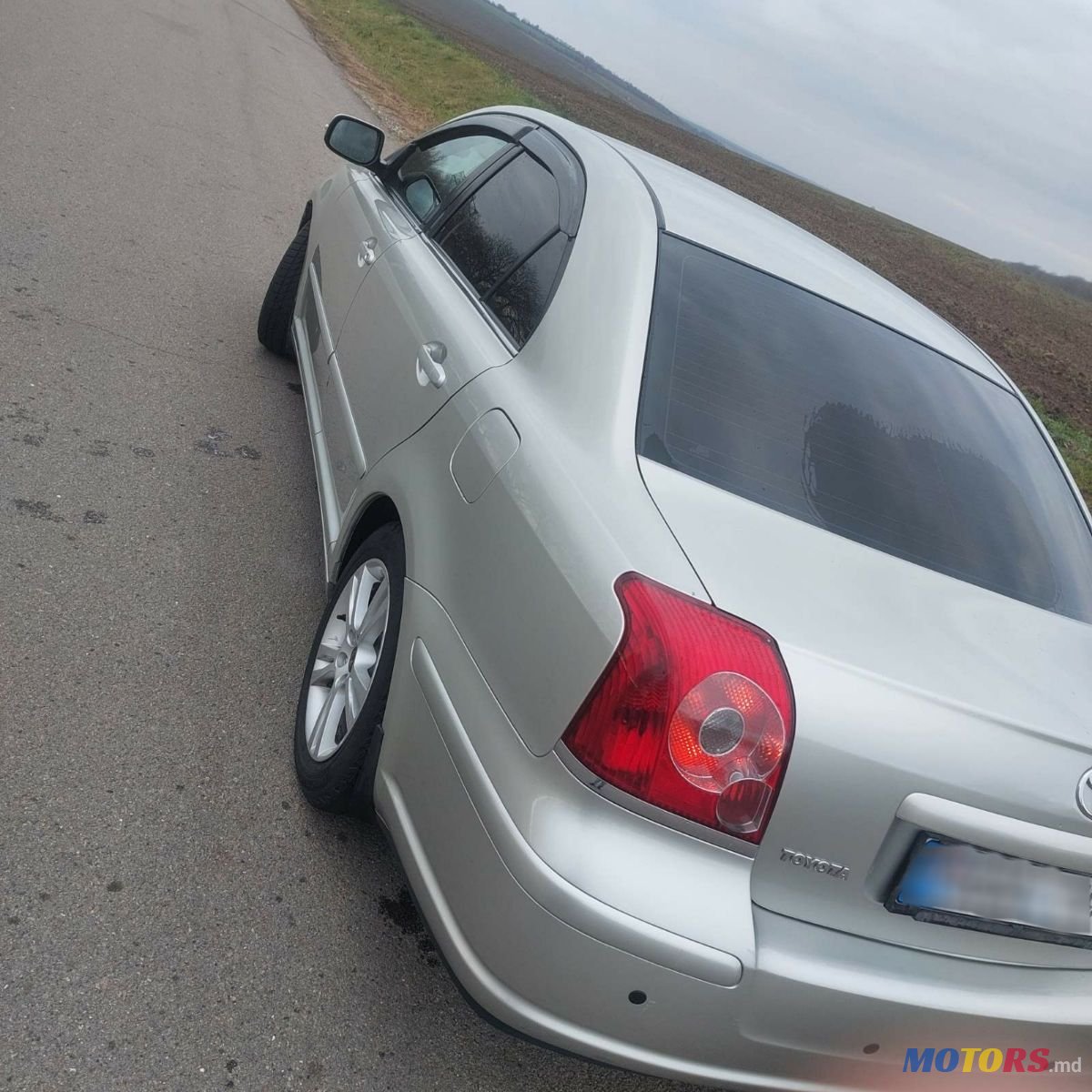 2007' Toyota Avensis photo #2