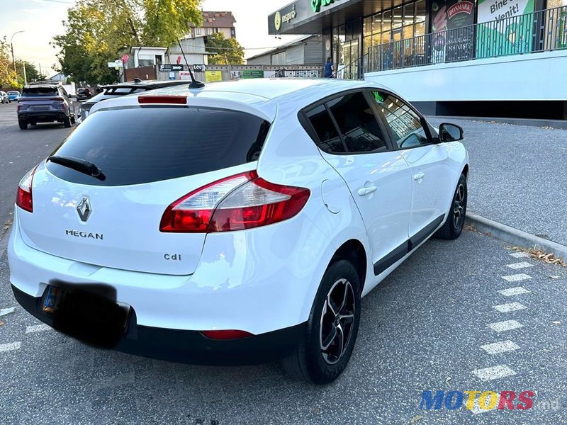 2014' Renault Megane photo #5