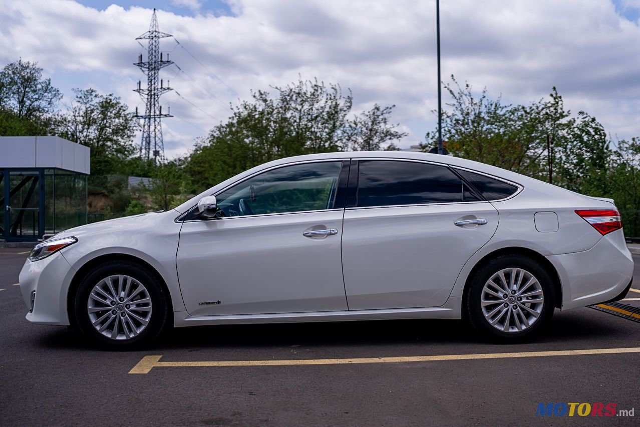 2014' Toyota Avalon photo #3
