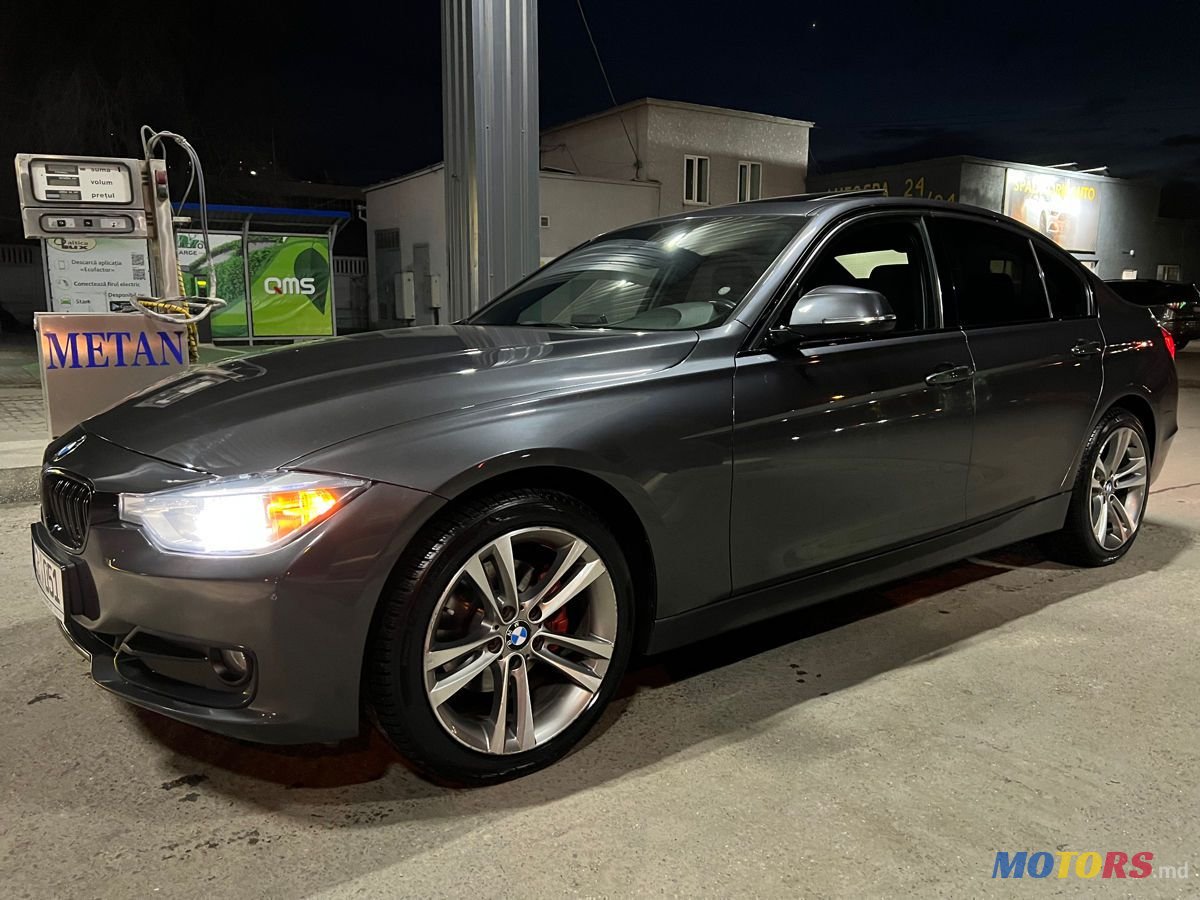 2013' BMW 3 Series photo #2