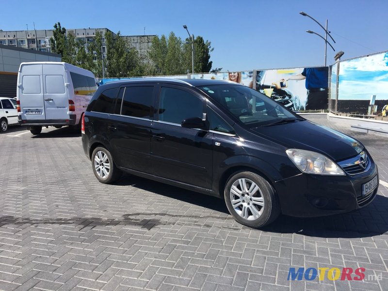 2008' Opel Zafira photo #2