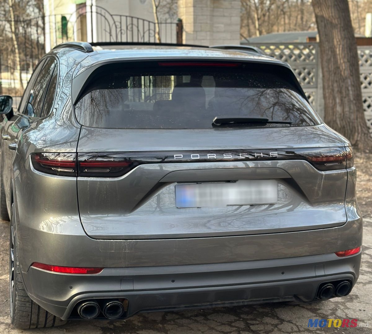 2019' Porsche Cayenne photo #3