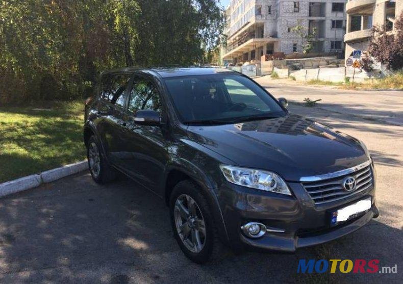 2012' Toyota RAV4 photo #1