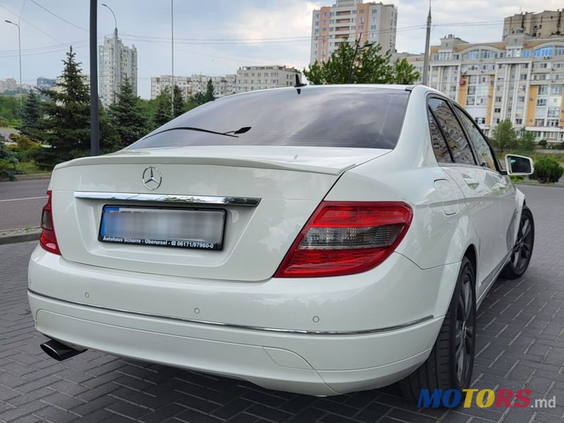 2010' Mercedes-Benz C Класс photo #6