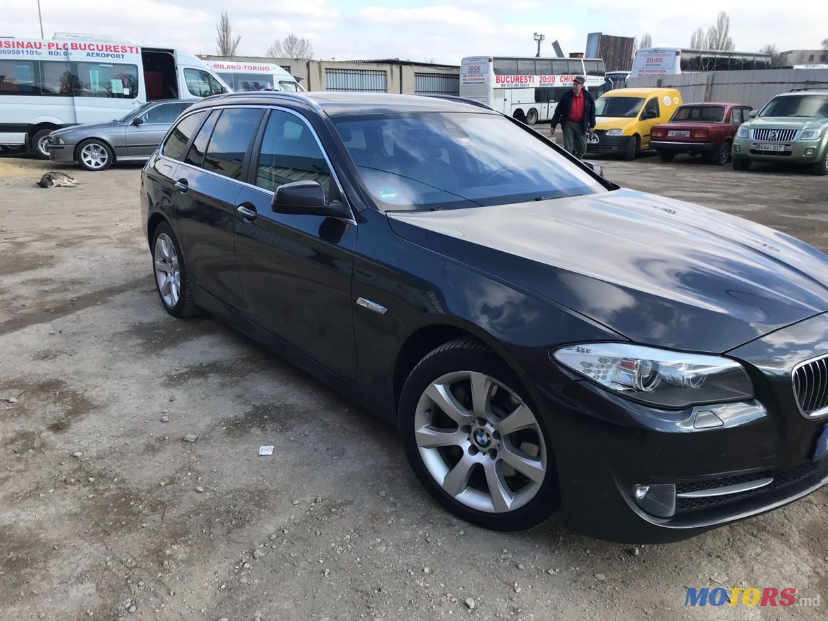 2013' BMW 5 Series photo #2