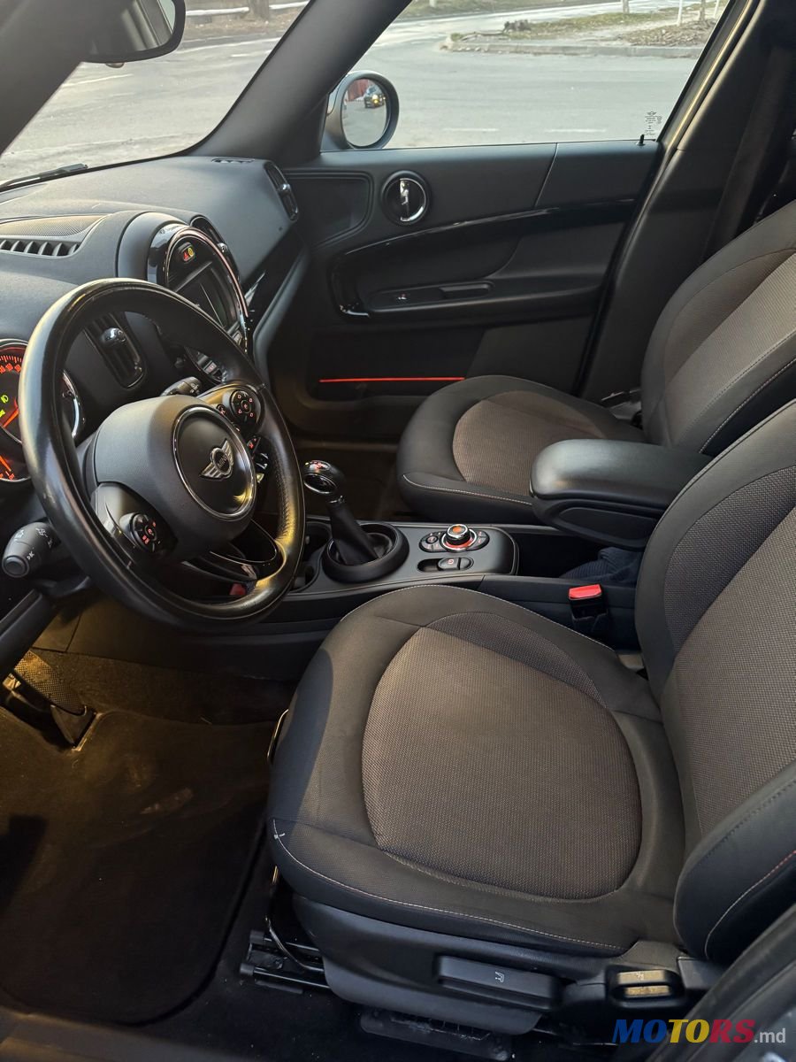 2017' MINI Countryman photo #5