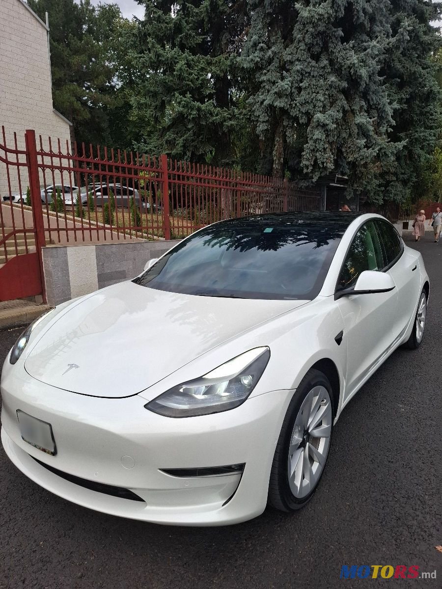 2022' Tesla Model 3 photo #2