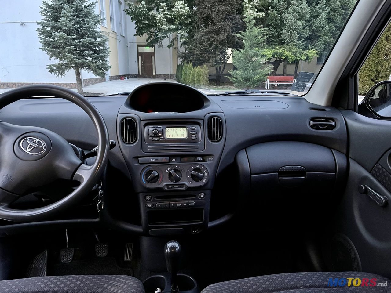 2003' Toyota Yaris Verso photo #6