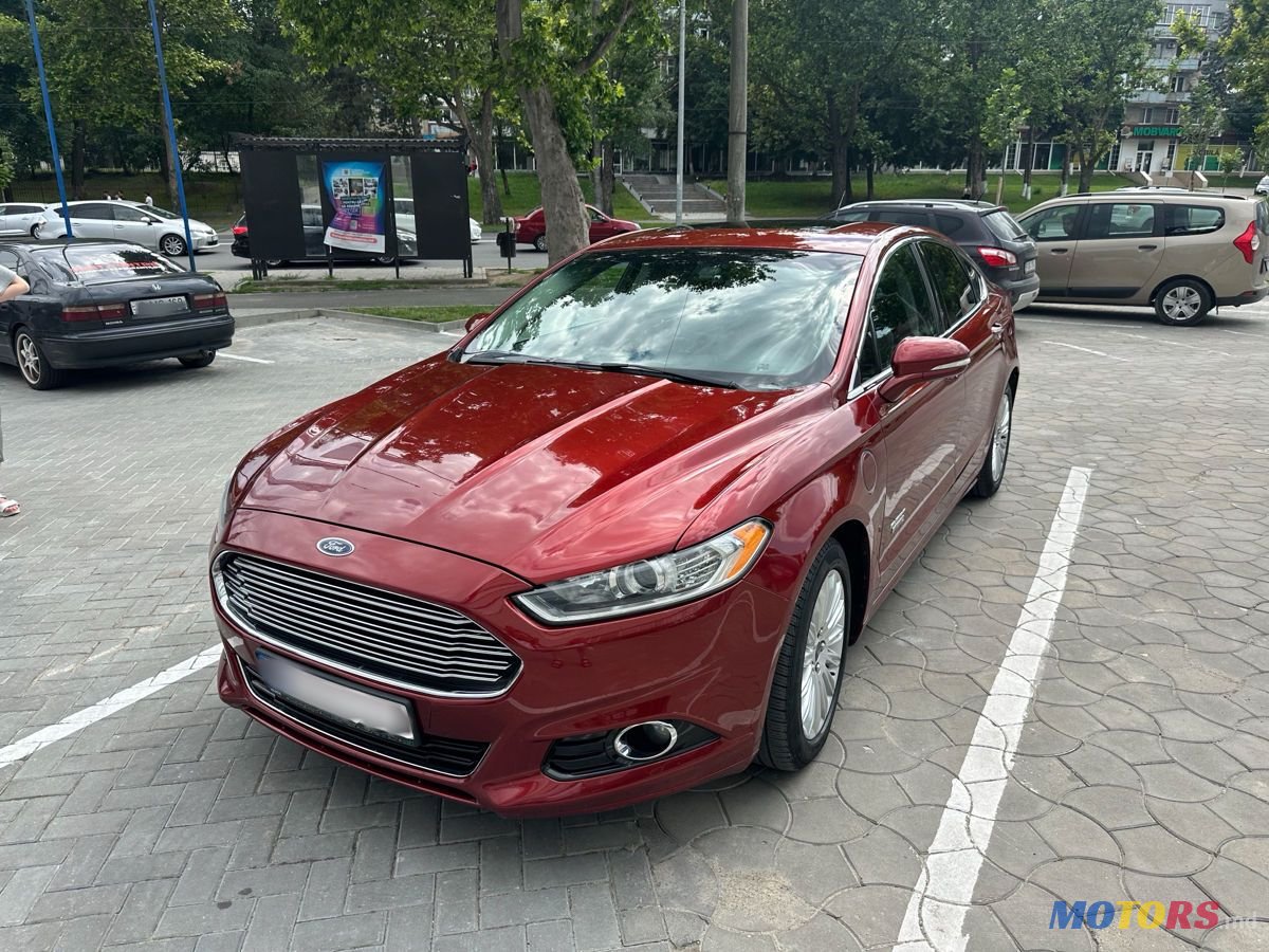 2013' Ford Fusion photo #3