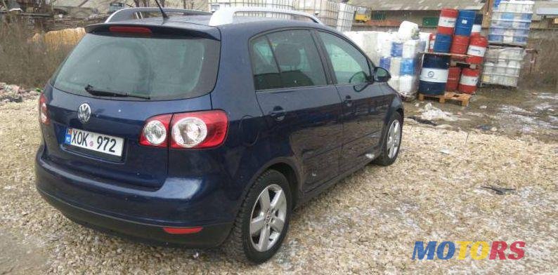 2007' Volkswagen Golf Plus photo #1