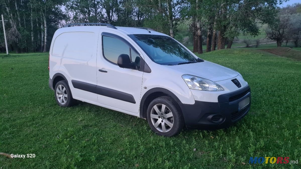 2010' Peugeot Partner photo #3