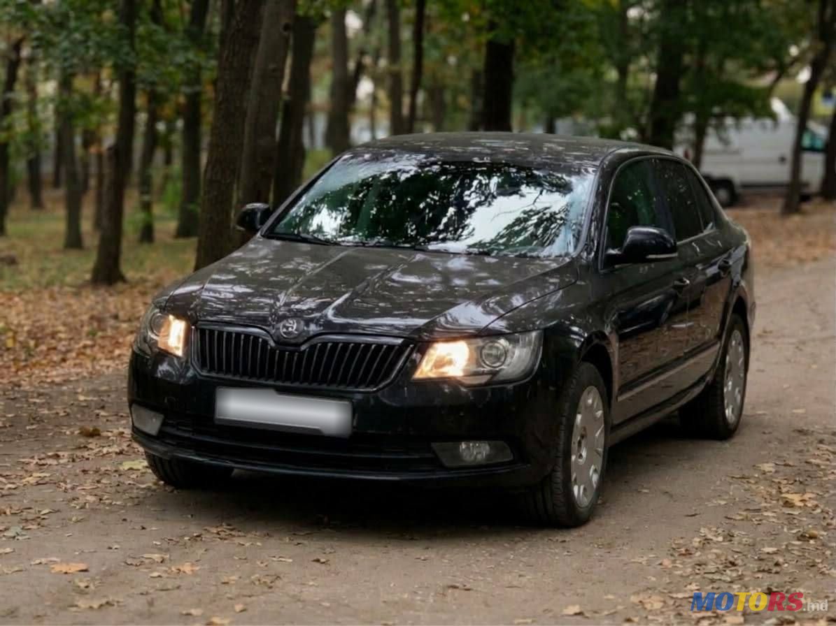2013' Skoda Superb photo #1