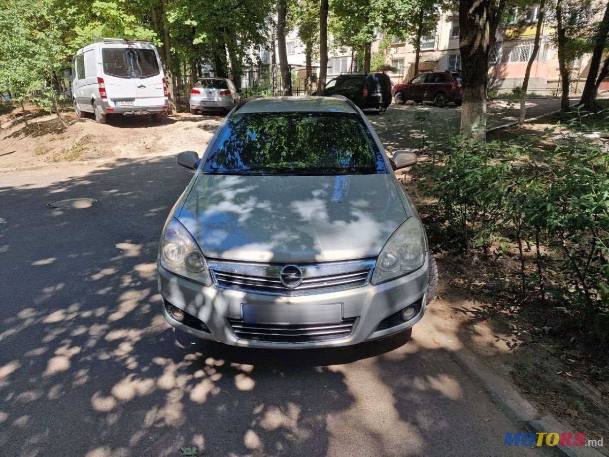 2007' Opel Astra photo #2