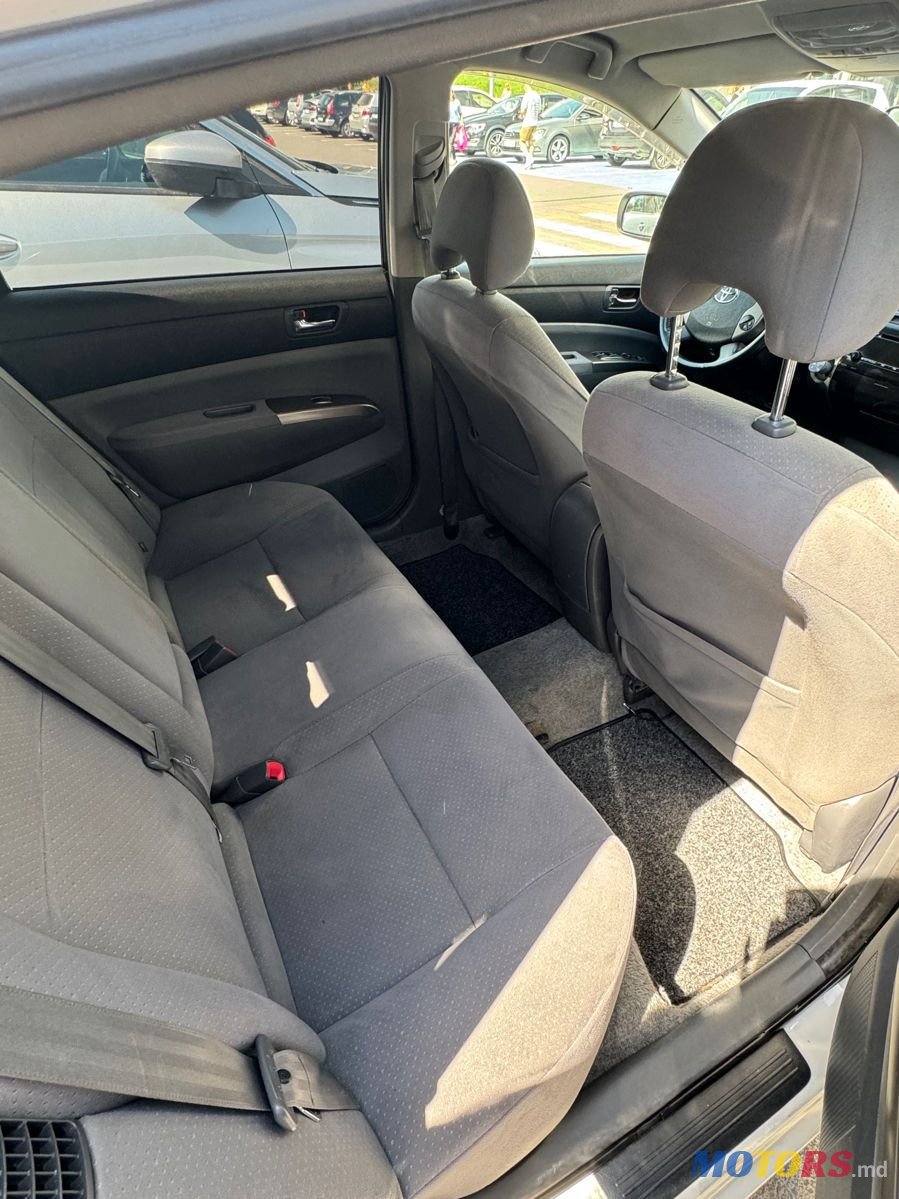 2008' Toyota Prius photo #4