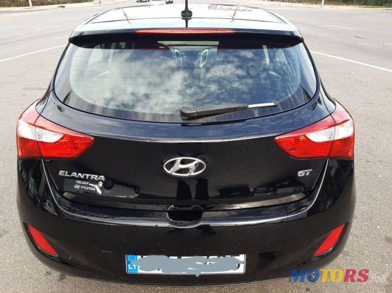 2015' Hyundai Elantra photo #1