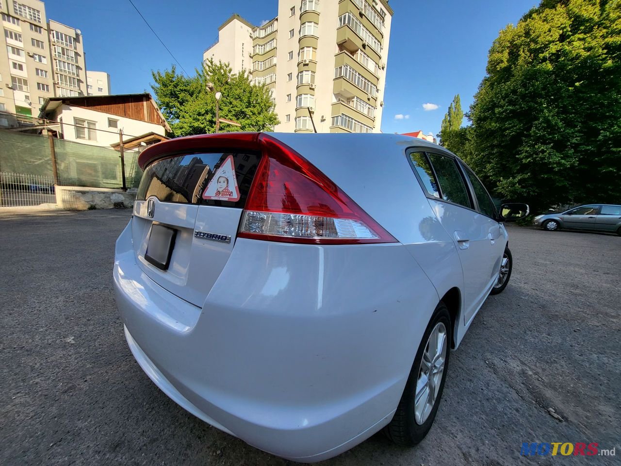 2010' Honda Insight photo #3